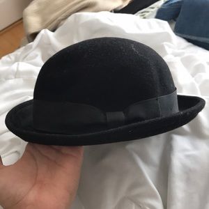 Susie bowler hat